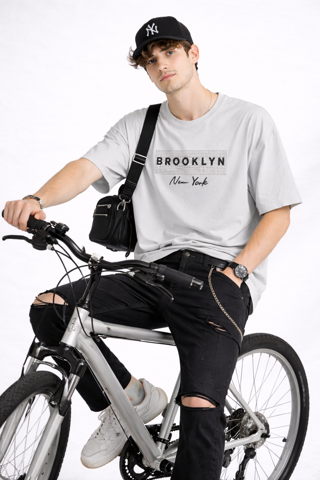 BROOKLYN OVERSIZED FIT TSHIRT image 4