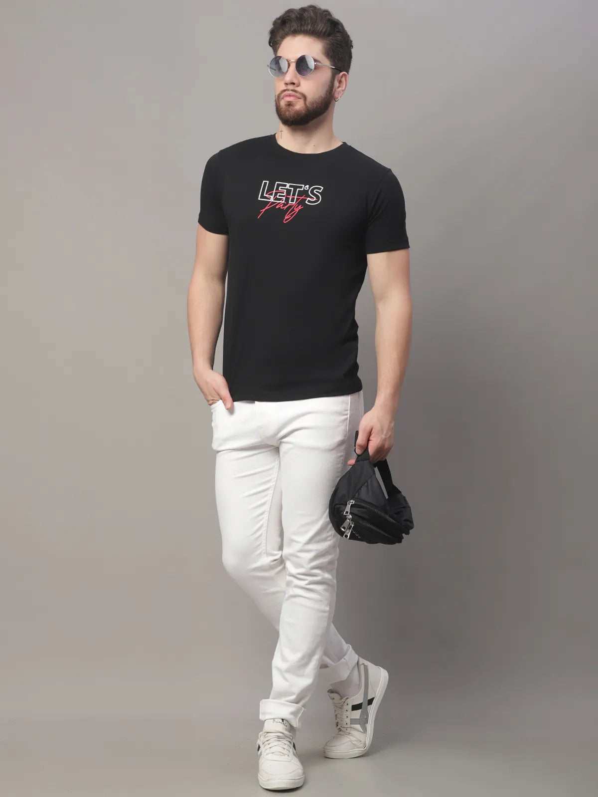 Black Cotton Printed Regular-Fit T-shirt For Men