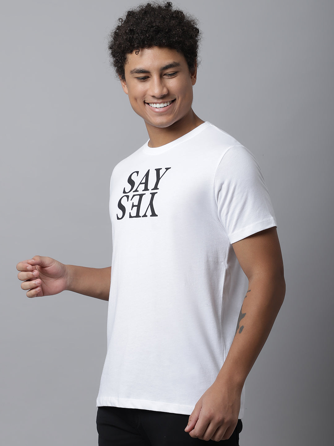 White Graphic T-shirt For Men With Say Yes Print image 5