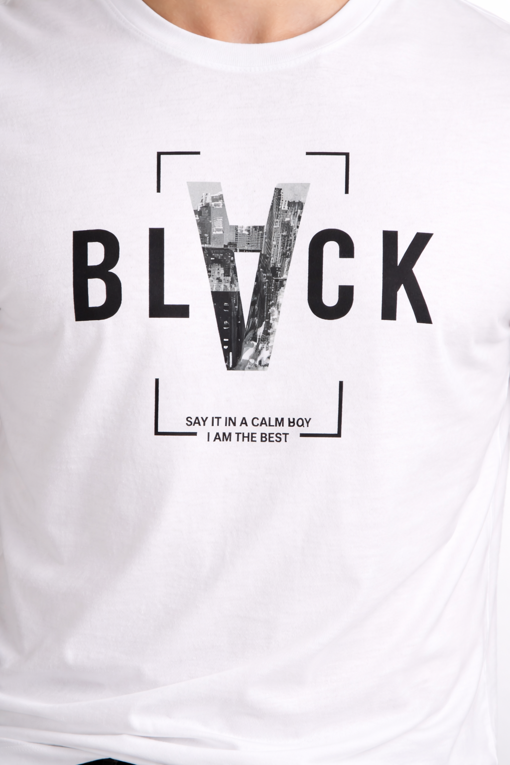 BLACK REGULAR FIT TSHIRT image 4