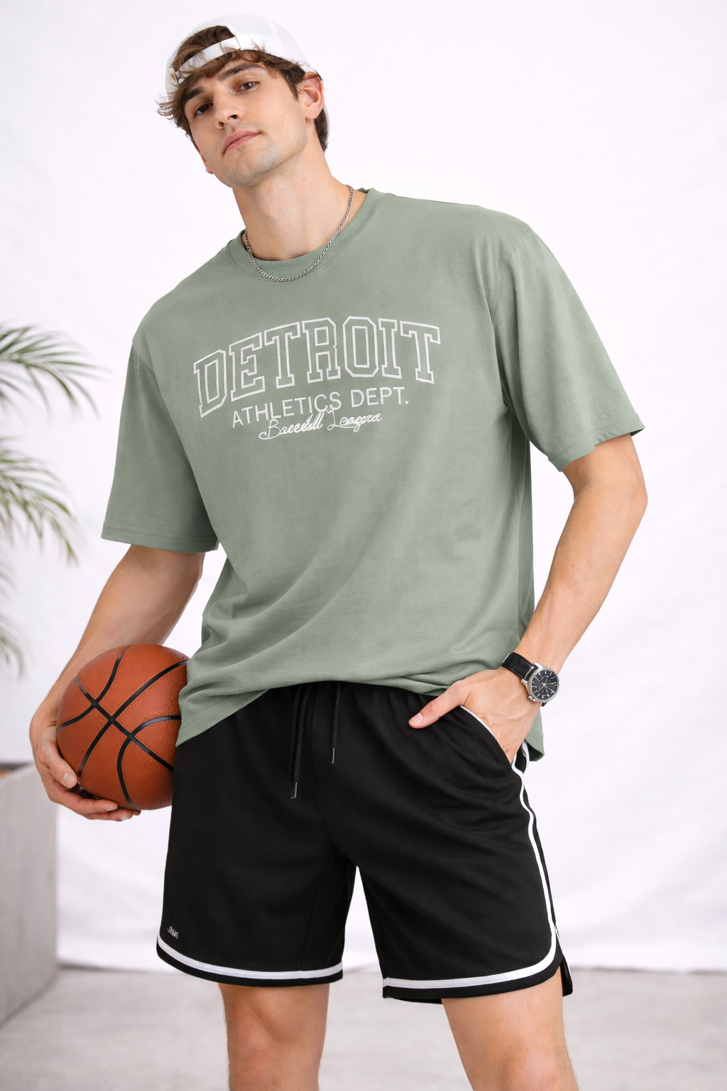 DETROIT OVERSIZED FIT TSHIRT image 3