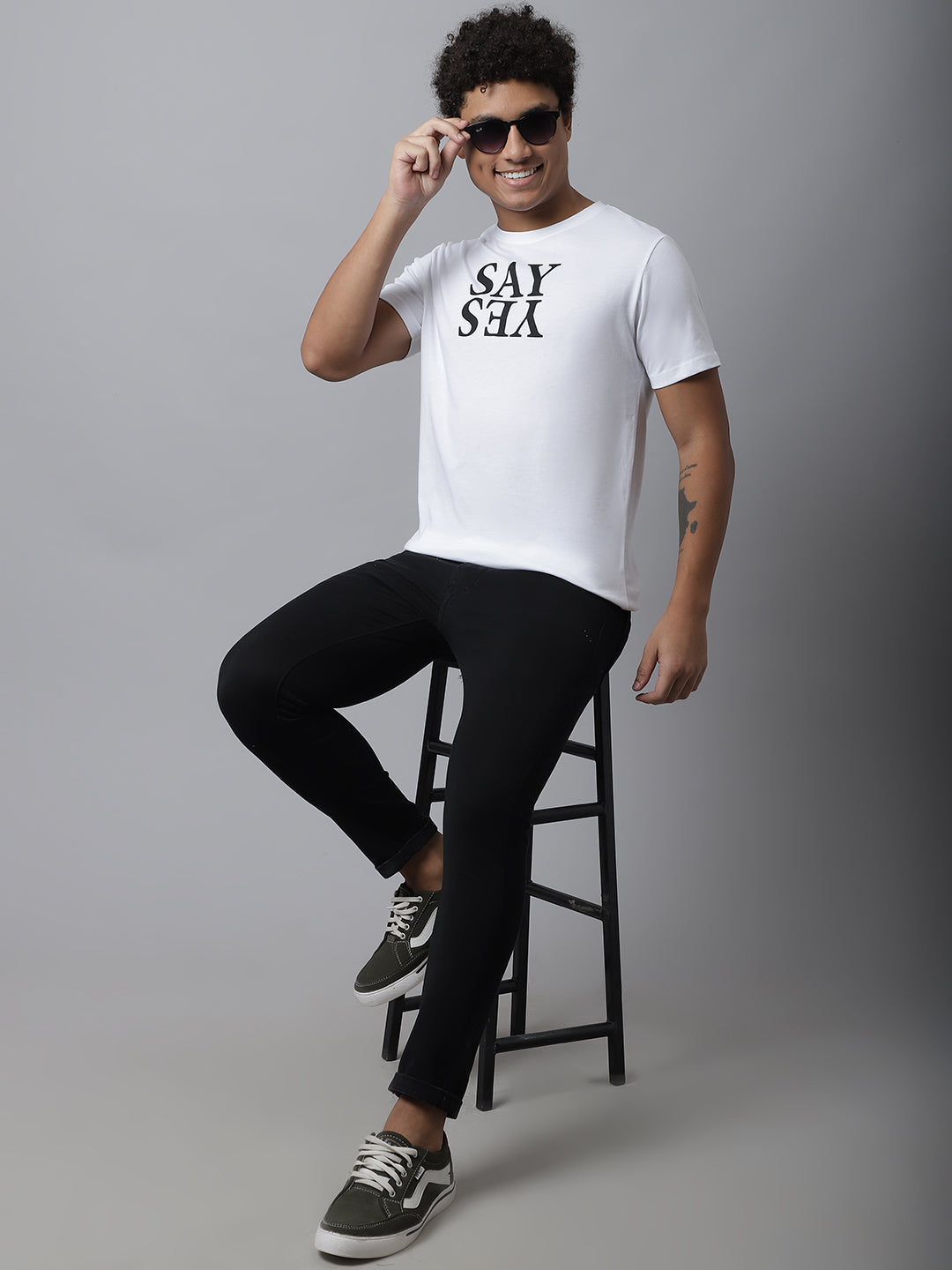 White Graphic T-shirt For Men With Say Yes Print image 3