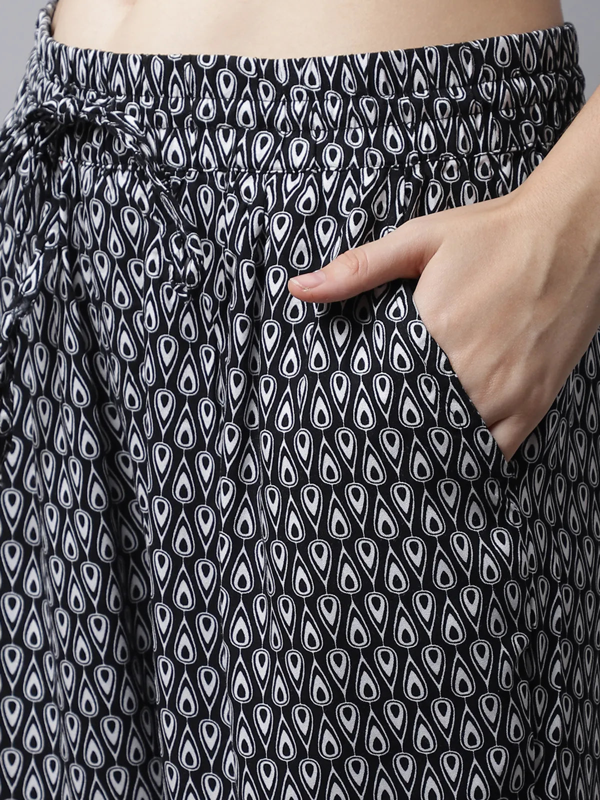 Black Cotton Printed Joggers For Women - XL image