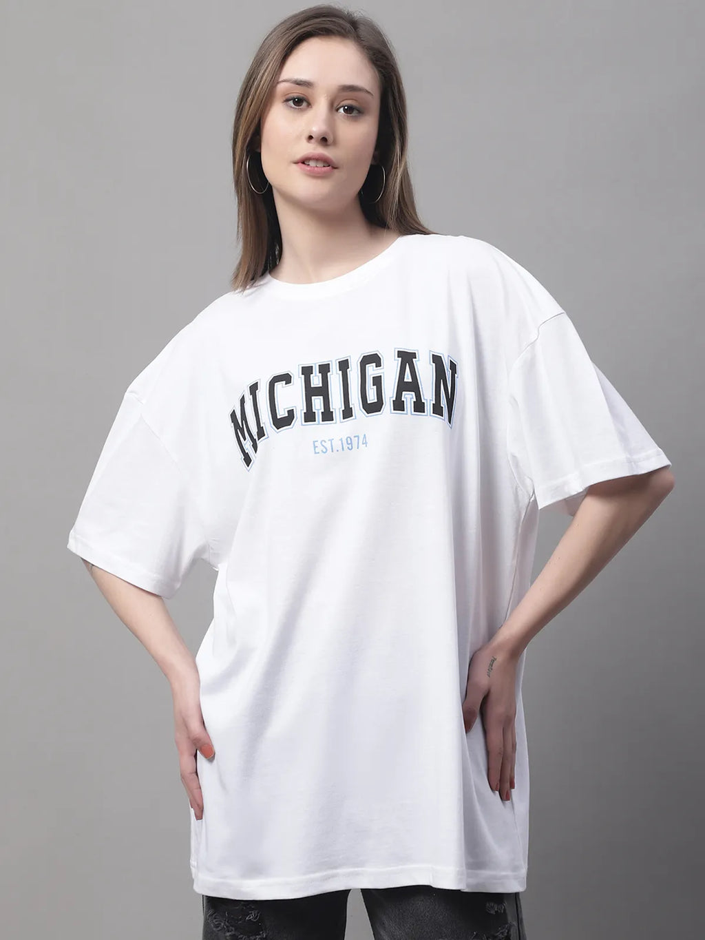 White Cotton Printed Oversized Round-Neck T-Shirt For Women - M image
