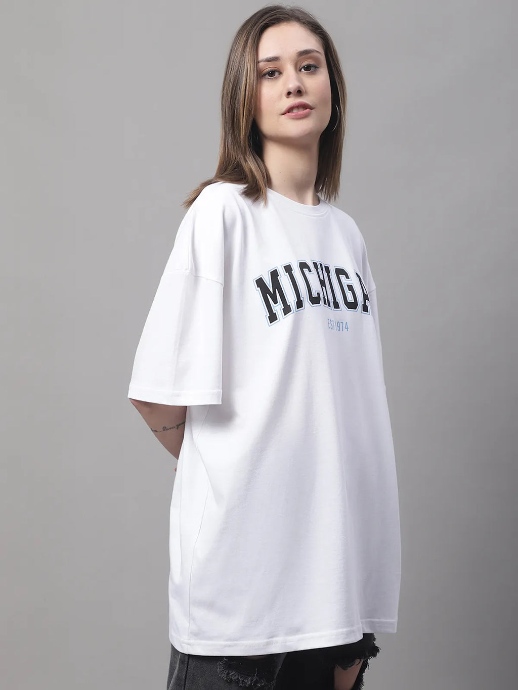 White Cotton Printed Oversized Round-Neck T-Shirt For Women - XL image