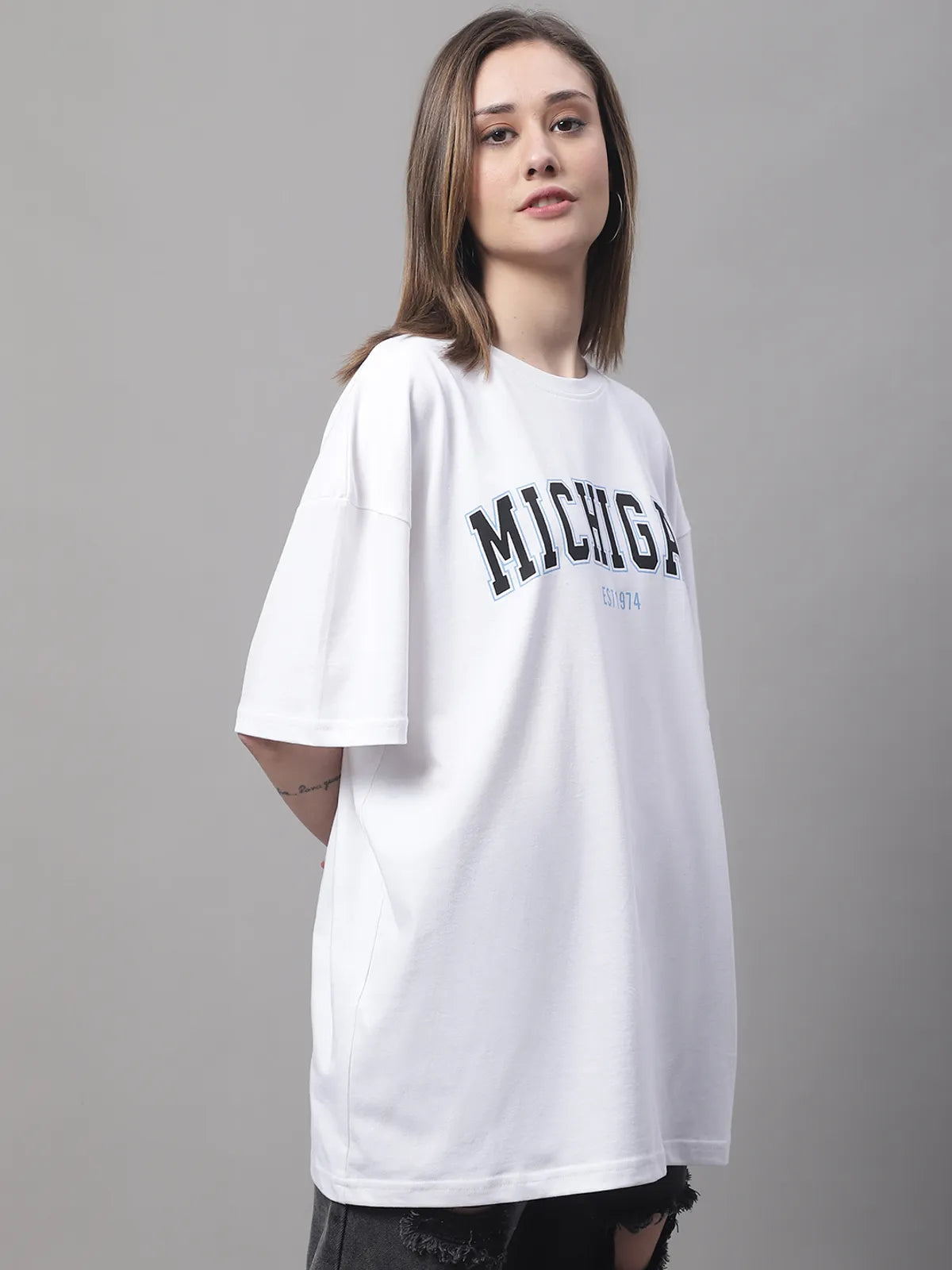 White Cotton Printed Oversized Round-Neck T-Shirt For Women - XL image