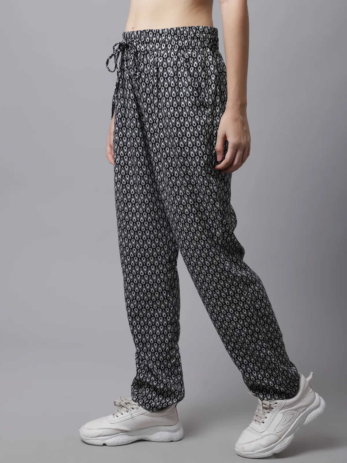 Black Cotton Printed Joggers For Women - M image